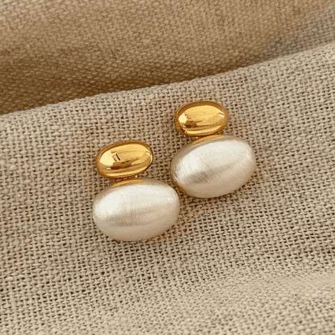 Pearl Drop Earrings