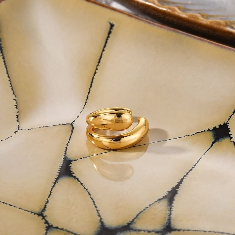 Iconic Irregular Gold Ear Cuff | Non-Pierced