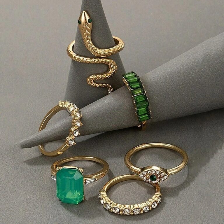 Emerald Green Snake Ring Stack - Set of 6