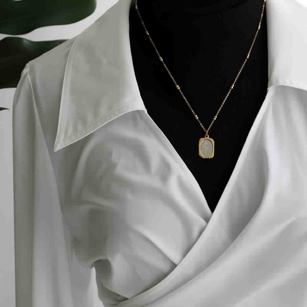 Premium Necklace - Elegant Rose Mirror - Image 7