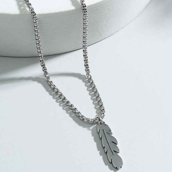 Premium Necklace - Silver Feather